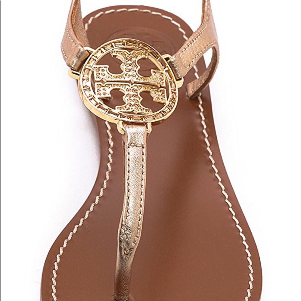 Tory Burch “violet” thong sandal